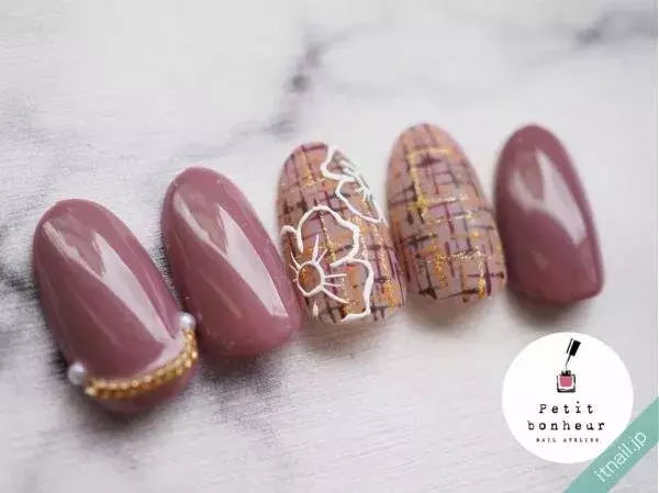 個性も楽しめる おしゃれ度を上げる チェーンネイル デザイン ローリエプレス