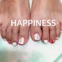 フルーツネイル 大人のあなたもどうぞ フルーツアートが爽やかなハンド フットネイル ローリエプレス