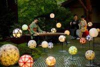 【星のや京都】手まりを模した灯りが奥の庭に並ぶ「星のや手まり茶会」開催