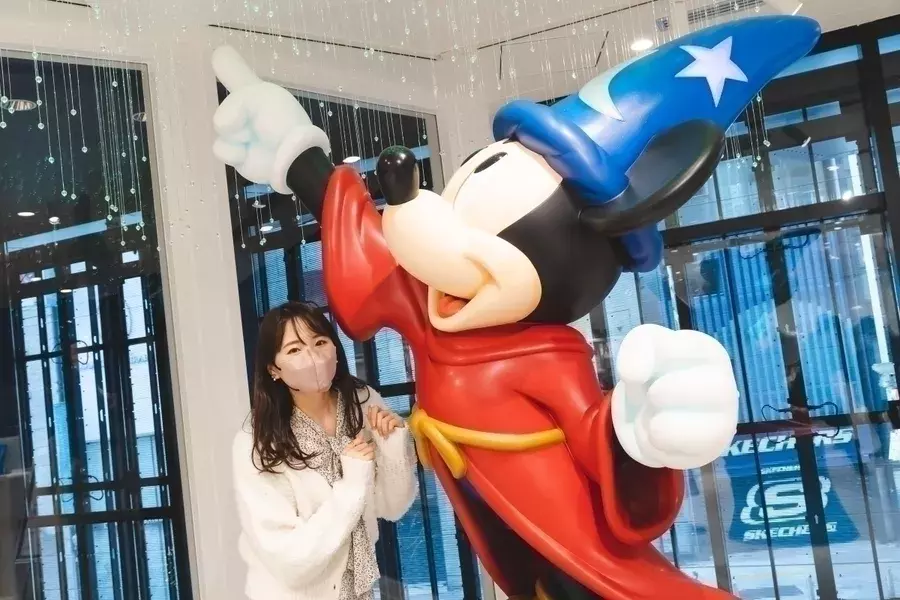 ディズニー好きにマストな1枚って ディズニーフラッグシップ東京 にshihorinと行ってきた ローリエプレス