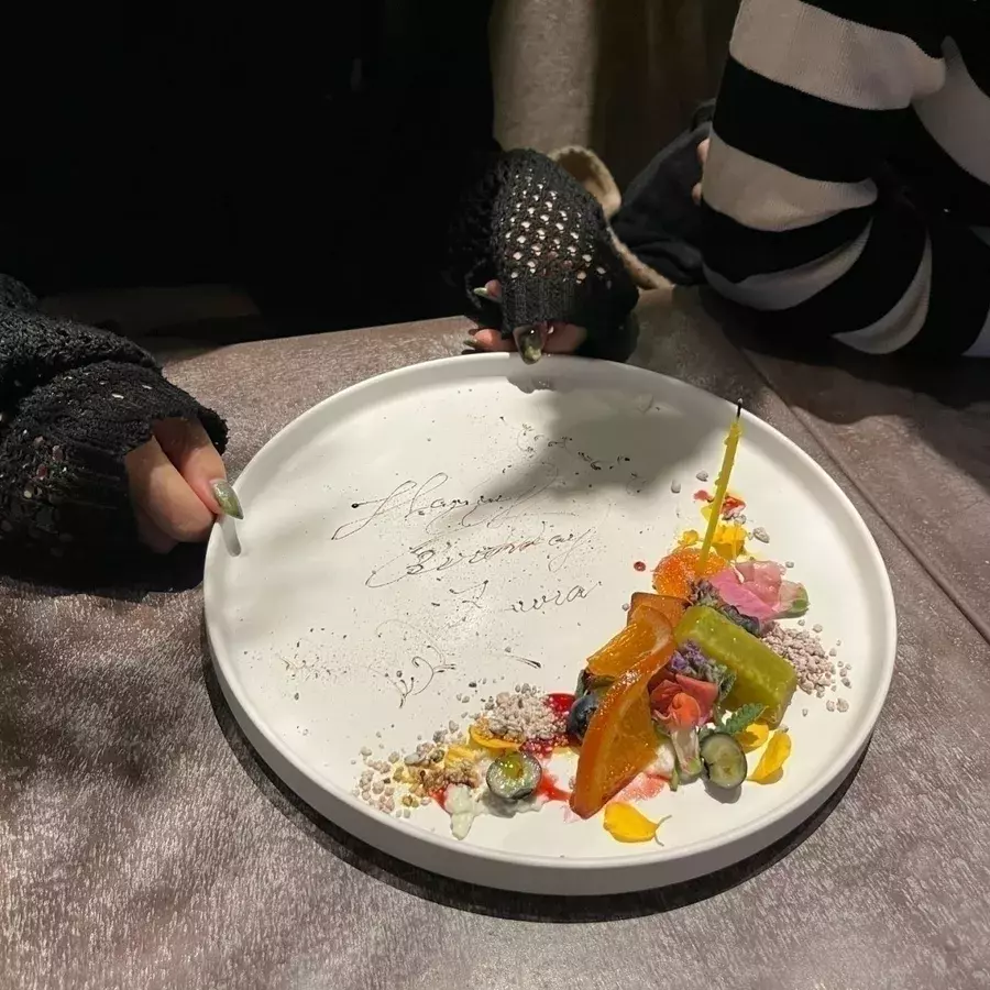大切な人をお祝いするならここで決まり バースデープレートがかわいい都内のカフェ レストラン5選 ローリエプレス 大切な人をお祝いするならここで決まり バースデープレートがかわいい都内のカフェ レストラン5選 ローリエプレス