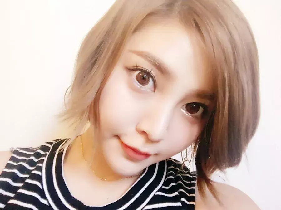 20代から始める美容液 自分に合うスキンケアで赤ちゃん肌を目指そう ローリエプレス