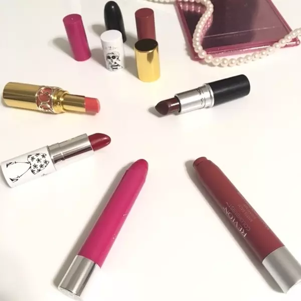 ブラウンリップが優秀 イヴ サンローランの恋リップとも相性抜群 ローリエプレス