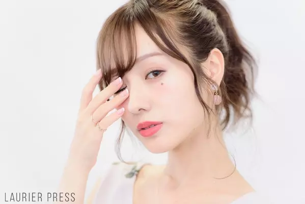 まえのんみたいにかわいくなりたい ポーチの中身やファッションルールをインタビュー プレゼントあり ローリエプレス