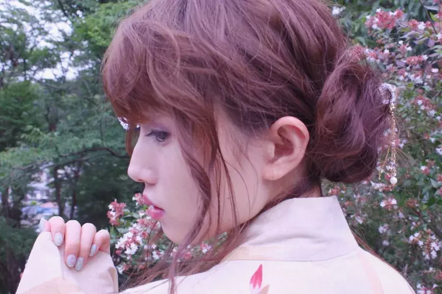 普段着にも浴衣にも 今っぽかんざしを使ったヘアアレンジのやり方 動画 ローリエプレス