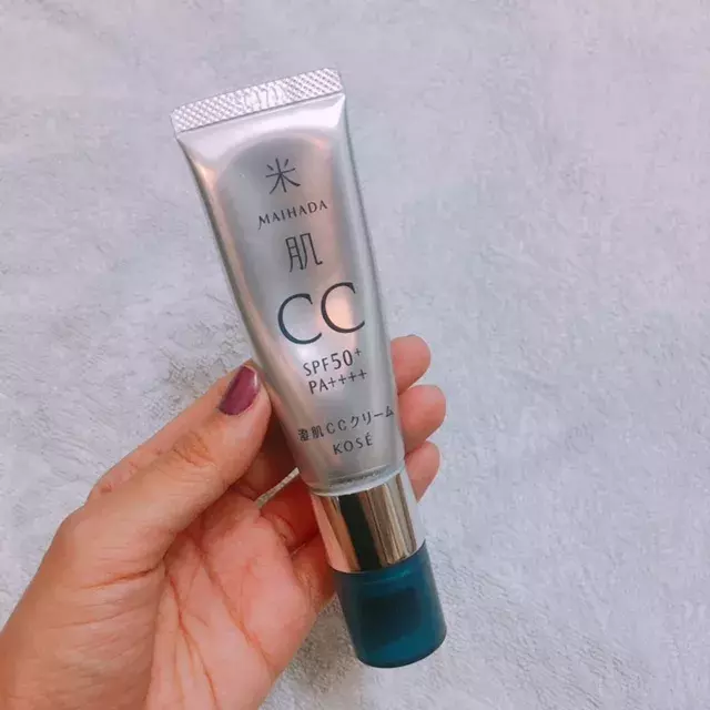 冬のツヤ肌ベースメイクの作り方 ファンデにオイルを混ぜて乾燥知らず ローリエプレス