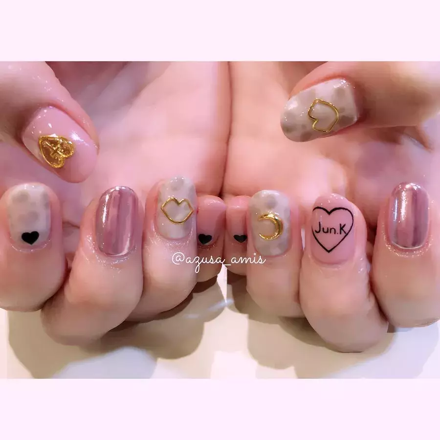 大好きな彼を意識しちゃう きゅんとするイニシャルネイルデザイン ローリエプレス 大好きな彼を意識しちゃう きゅんとするイニシャルネイルデザイン ローリエプレス