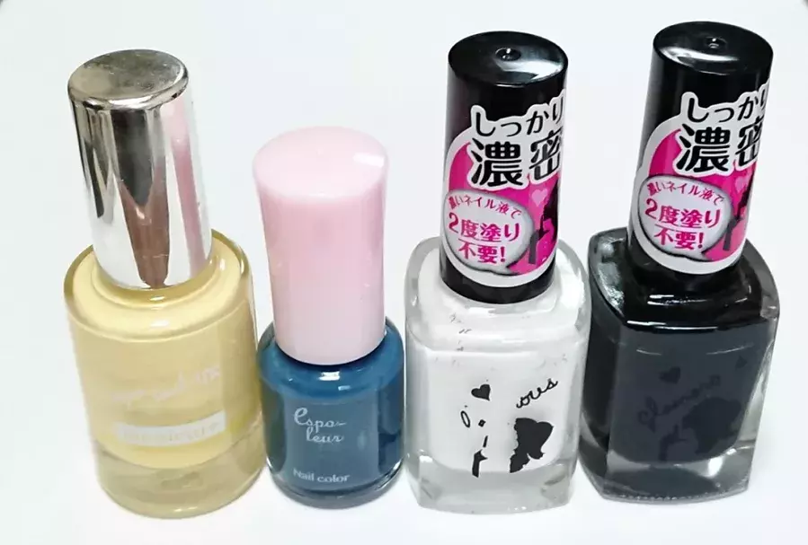 この春のトレンド マステを貼るだけの簡単ドットネイルのやり方 ローリエプレス