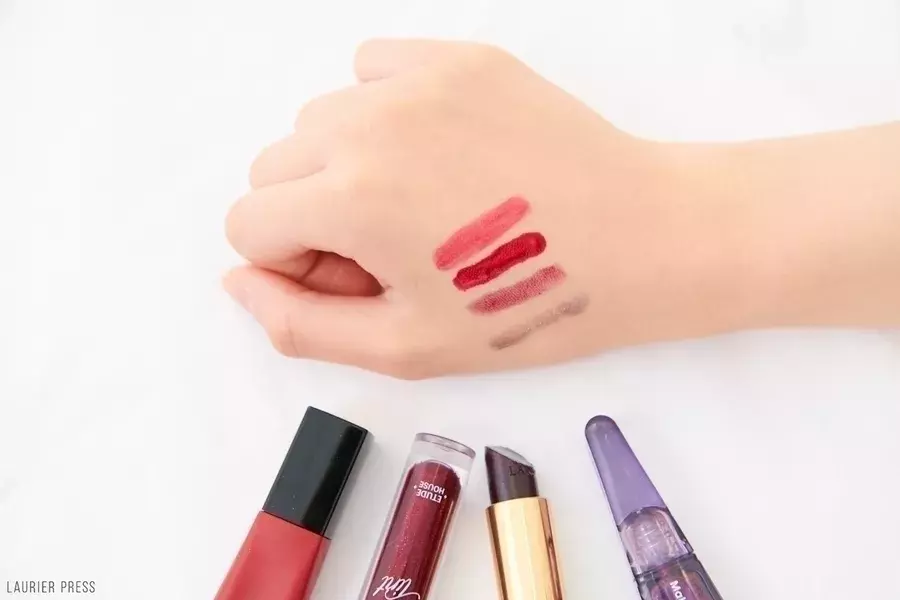 赤とピンクの絶妙バランス この冬おすすめのベリー系リップカタログ ローリエプレス
