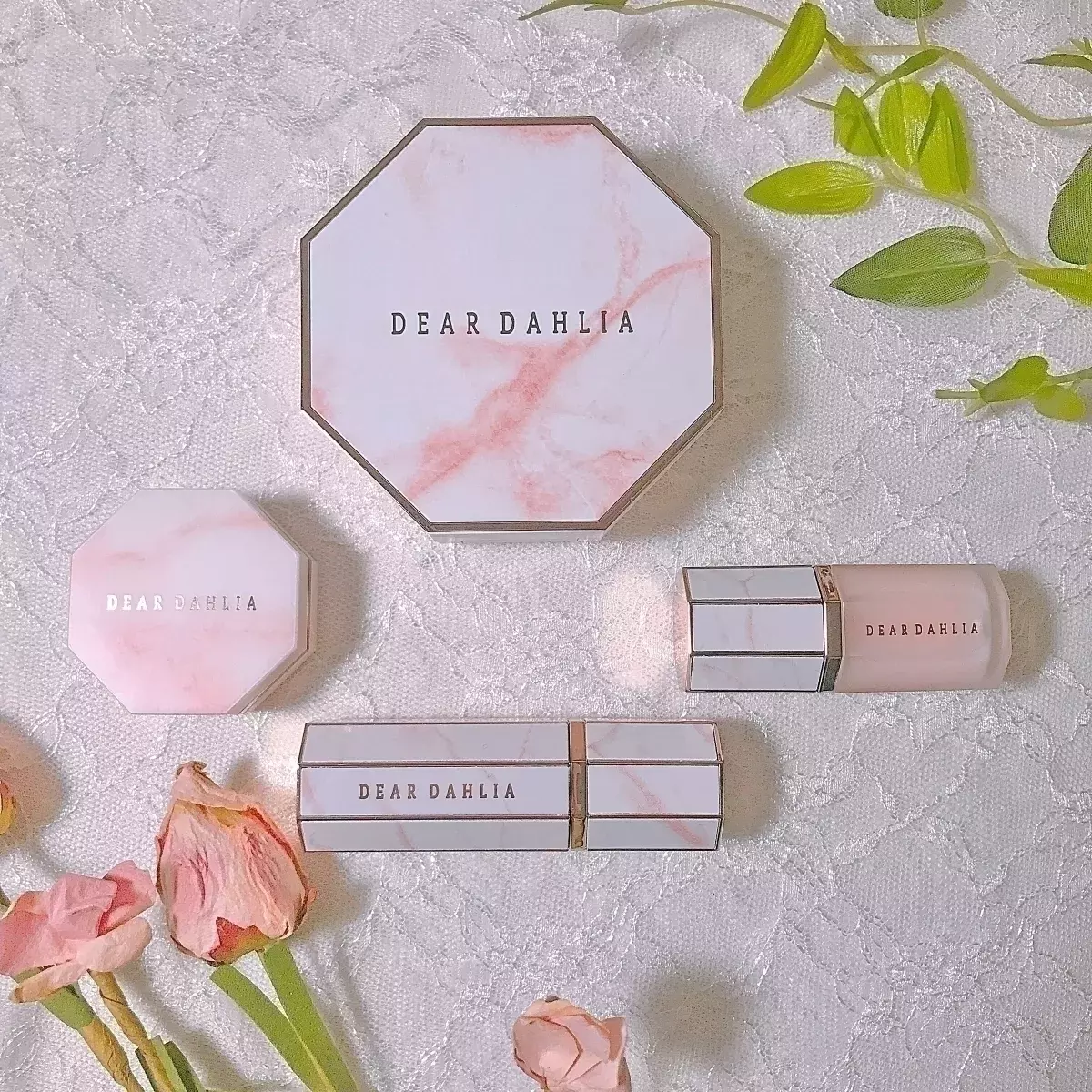 大理石コスメで話題 韓国コスメ Dear Dahlia の新作はピンク ローリエプレス