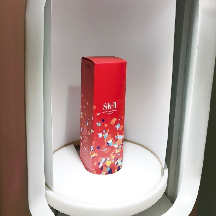 SK-llの体験型ストアが原宿に限定登場♡化粧水が出てくる自動販売機もの12枚目の画像
