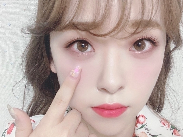 韓国アイドルみたいな目元に！ つけまつげで繊細で均一なまつ毛メイクを紹介♡ ローリエプレス