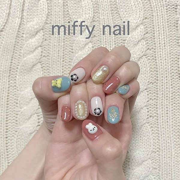 すごい クリスマス お正月 ネイル 美しいネイルトレンド