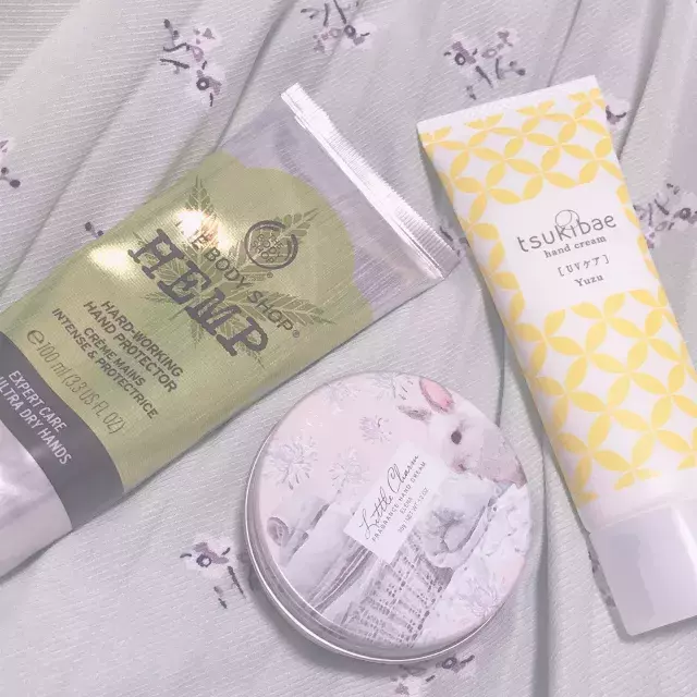 用途別で使い分けて女子力アップ おすすめプチプラハンドクリーム4選 ローリエプレス 用途別で使い分けて女子力アップ おすすめプチプラハンドクリーム4選 ローリエプレス