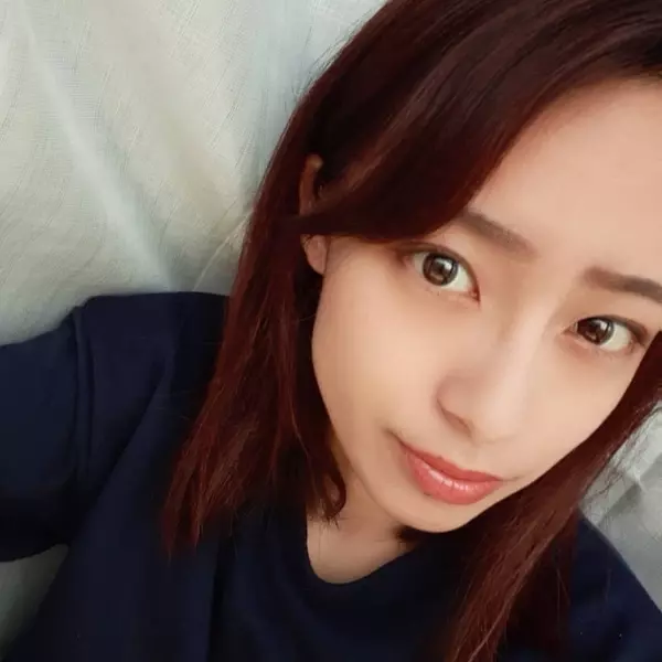 濃い眉毛をすっきり女っぽく 基本の整え方と雰囲気別眉メイクを紹介 ローリエプレス