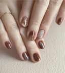 オフィスでもOK！大人かわいい初夏のニュアンスネイルカタログ