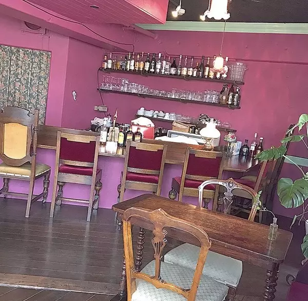 今年の流行スイーツは カヌレ 話題のお店に行ってみよう ローリエプレス