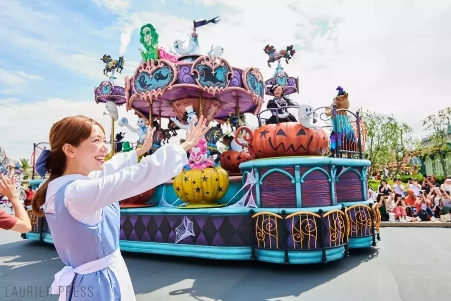あいにゃんも注目 新 ディズニー ハロウィーン の限定グルメ パレード ローリエプレス