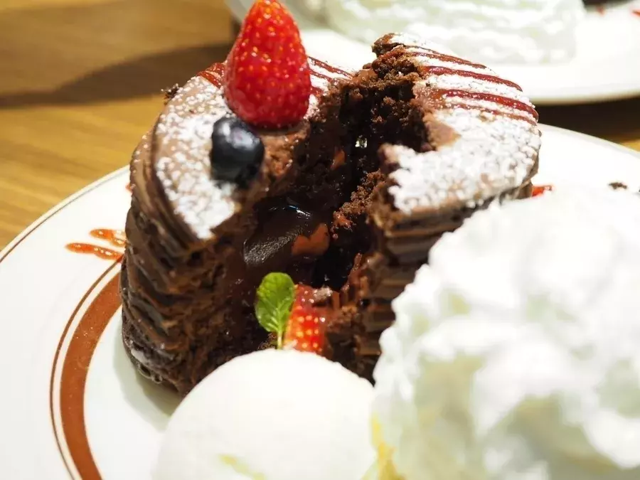 寒い日はとろーりチョコで温まろ フォンダンショコラが美味しいカフェ3選 ローリエプレス