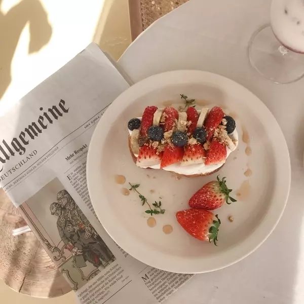 女子旅で行きたい韓国釜山のおしゃれカフェ いちごスイーツを楽しむ ローリエプレス