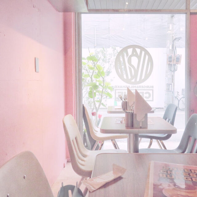 インスタ映え確実◎　“ピンクなハンバーガーショップ“がかわいすぎ♡の4枚目の画像
