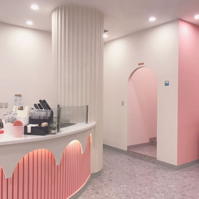 原宿のピンクカフェ！　チーズティやタピオカがかわいい空間で楽しめちゃう♡の3枚目の画像
