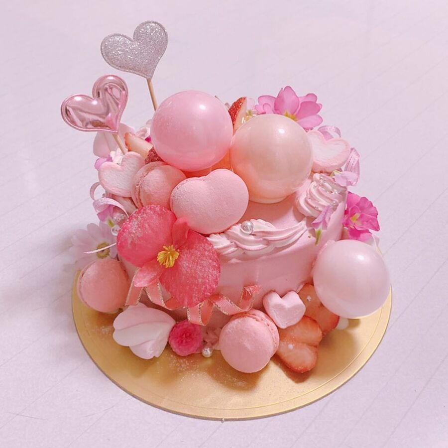 バースデーパーティしよう♡友だちの誕生日に頼みたいオーダーメイドできるバースデーケーキの4枚目の画像