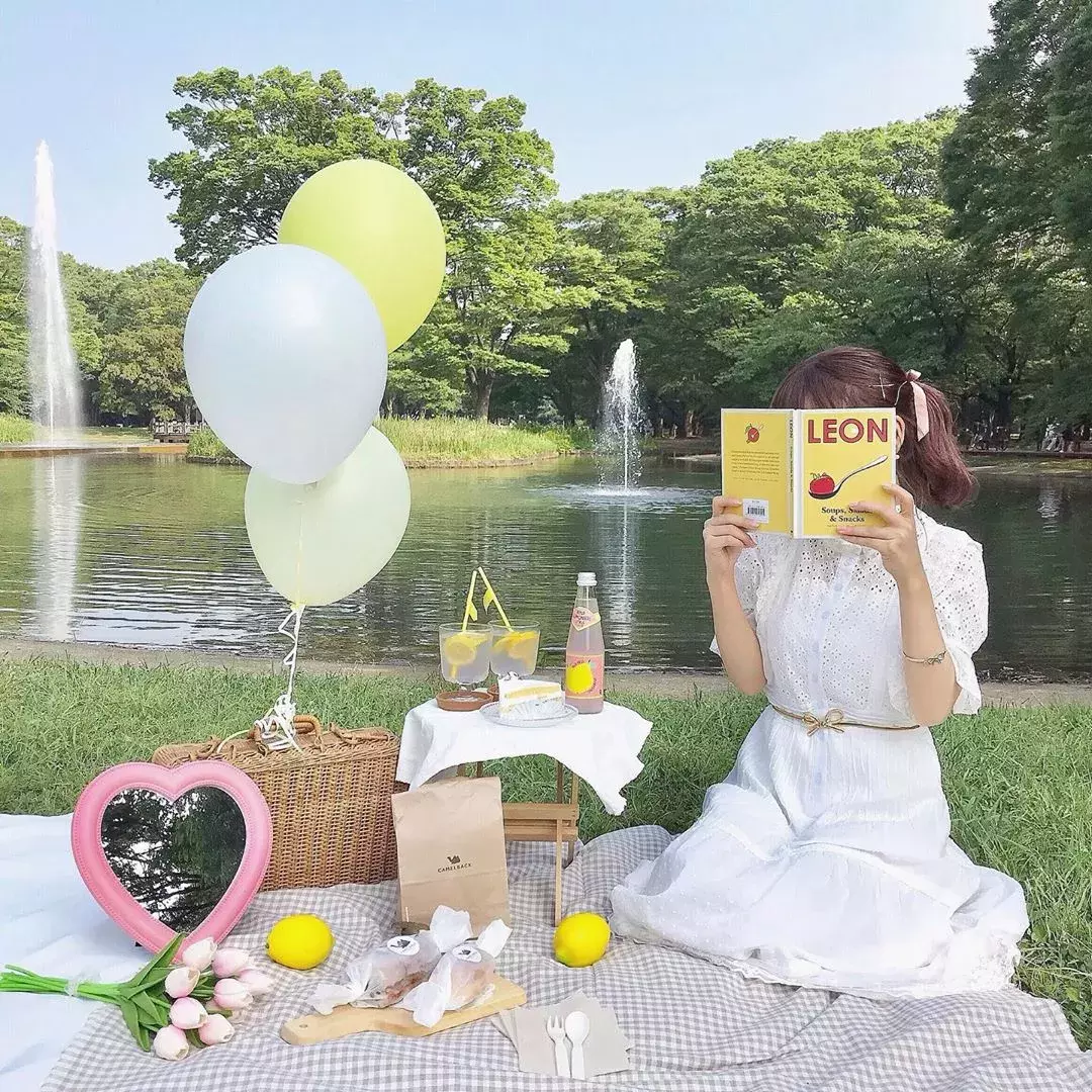 自粛あけは 代々木公園で夏ピクニック しよう 近隣カフェのテイクアウトで三密回避 インスタ映え ローリエプレス