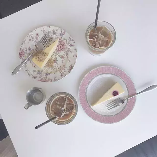 東京おしゃれカフェ巡り 白やベージュの写真映えカフェ4選 代官山 代々木 三茶 ローリエプレス