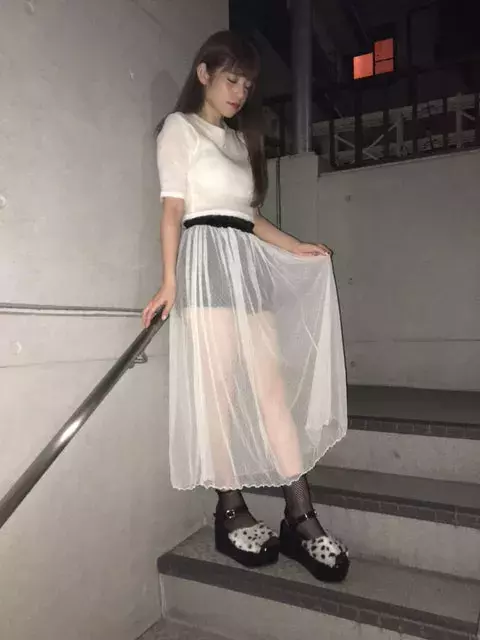 Guのファーサンダルがかわいい プチプラアイテムで作るトレンドコーデのポイント ローリエプレス Guのファーサンダルがかわいい プチプラアイテムで作るトレンドコーデのポイント ローリエプレス