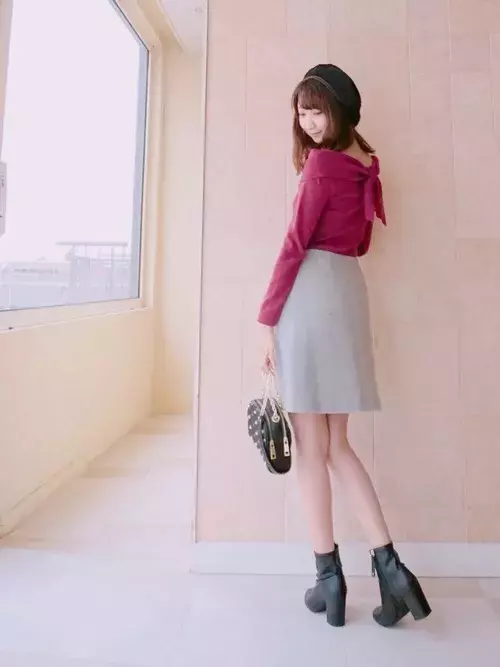 男子ウケ抜群の オフショル コーデで 冬もさりげなく肌見せ ローリエプレス 男子ウケ抜群の オフショル コーデで 冬もさりげなく肌見せ ローリエプレス