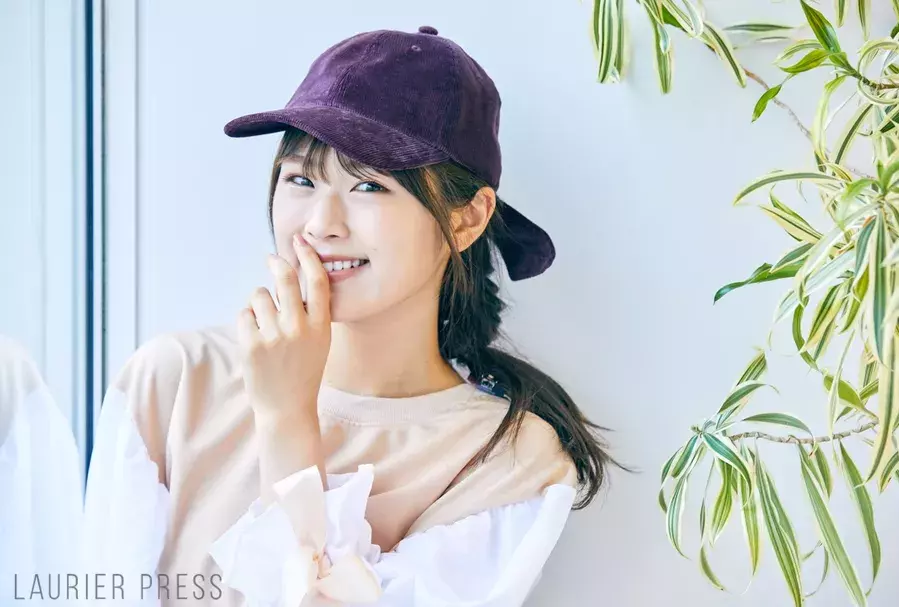 脱カジュアルが叶う キャップの簡単かわいいヘアアレンジ ローリエプレス