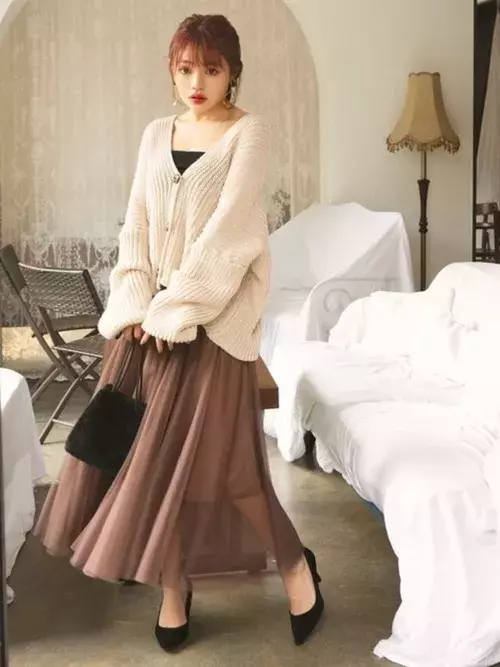 フレアスカート正解コーデ 今年は断然ゆるトップスと着るのがかわいい ローリエプレス フレアスカート正解コーデ 今年は断然ゆるトップスと着るのがかわいい ローリエプレス