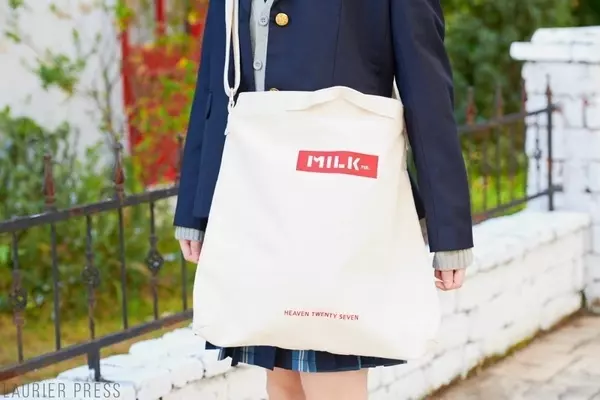 制服ディズニー におすすめ おしゃれ偏差値がアップする制服コーデ ローリエプレス