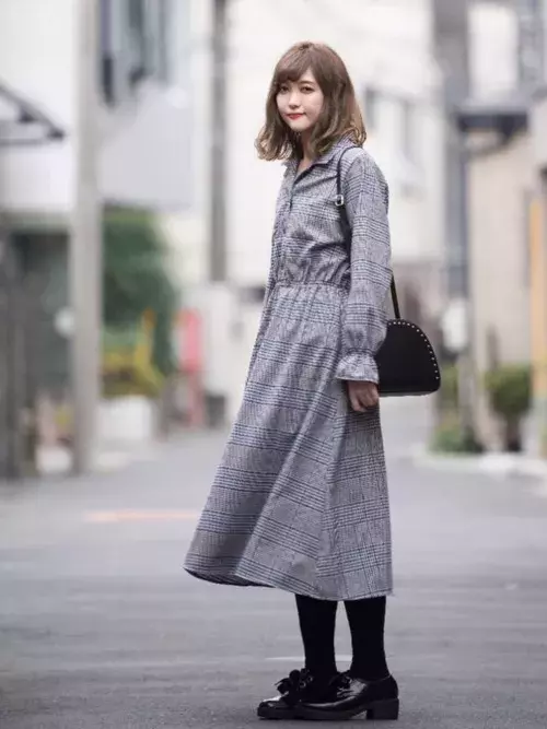 かわいいの新ルール ガーリー服に辛口小物でワンランク上のおしゃれ女子に ローリエプレス