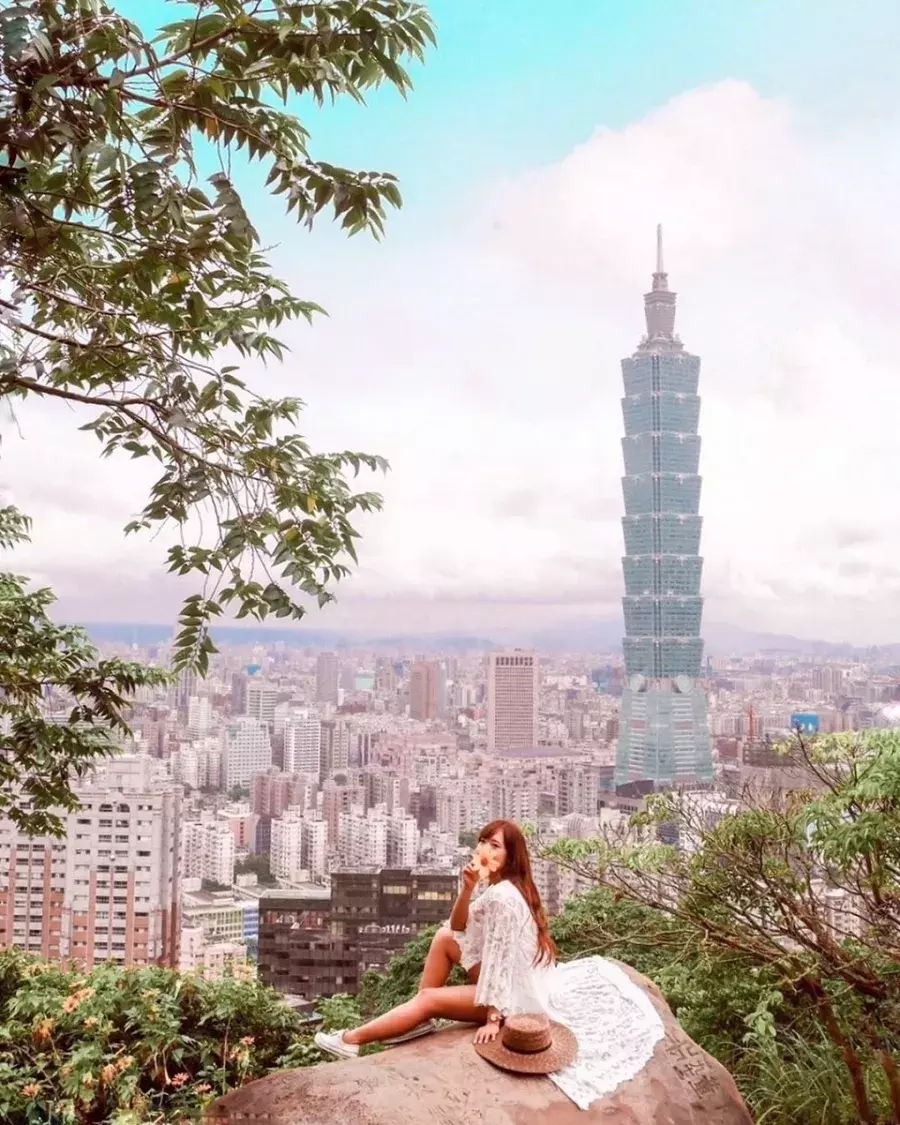 11月の台湾にベストな服装は 天気 気温やおすすめコーデを紹介 ローリエプレス