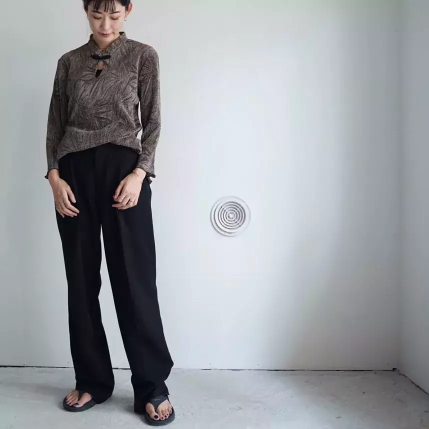 チャイナシャツからシューズまで おしゃれ女子になれるトレンドアイテム コーデ大特集 ローリエプレス