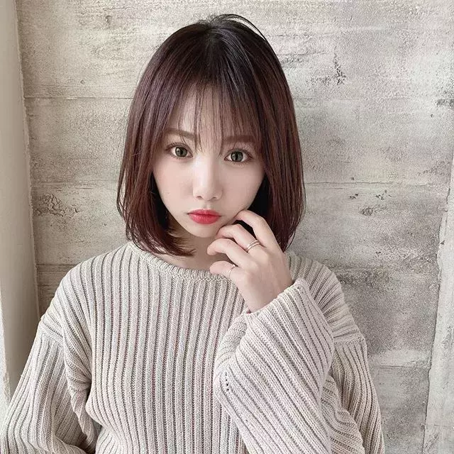 シースルーバンクのやり方4パターン カットしなくても簡単前髪アレンジ ローリエプレス シースルーバンクのやり方4パターン カットしなくても簡単前髪アレンジ ローリエプレス