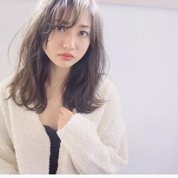 伸ばしかけ前髪の簡単アレンジ方法 忙しい朝も5分あればできちゃうっ ローリエプレス
