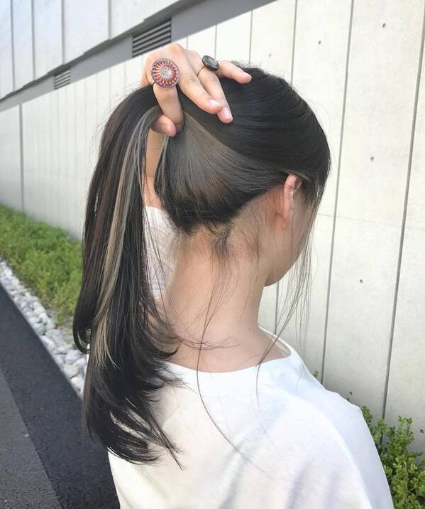 インナーカラーのおすすめヘアスタイル 髪色を維持する方法は ローリエプレス