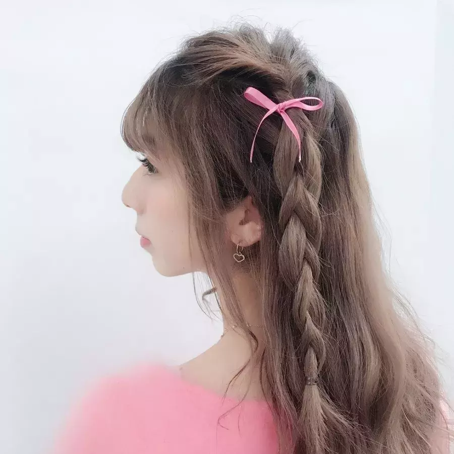 全方位盛れる 後ろ姿までかわいいハーフツインヘアアレンジのやり方 ローリエプレス