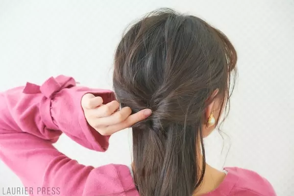 秋冬はレトロがかわいい 大きめリボンをつかった簡単ヘアアレンジ