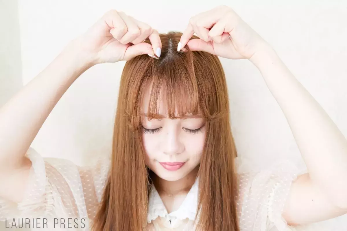 抜け感前髪 ふわふわヘアの巻き方講座 天使の羽 がモテヘアの秘密 ローリエプレス