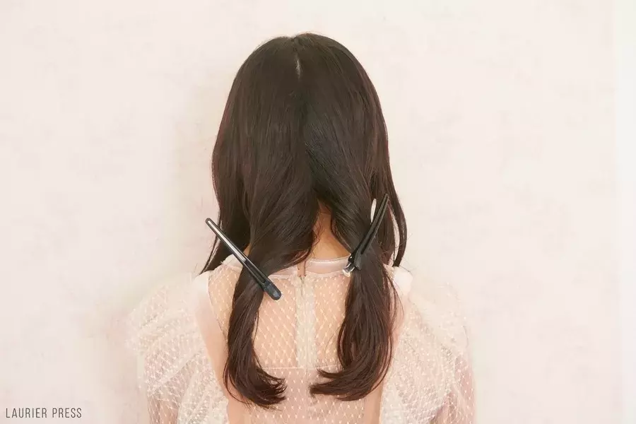 時短重視の巻き髪ハウツー 圧倒的スピード感と抜け感のコツ ローリエプレス 時短重視の巻き髪ハウツー 圧倒的スピード感と抜け感のコツ ローリエプレス