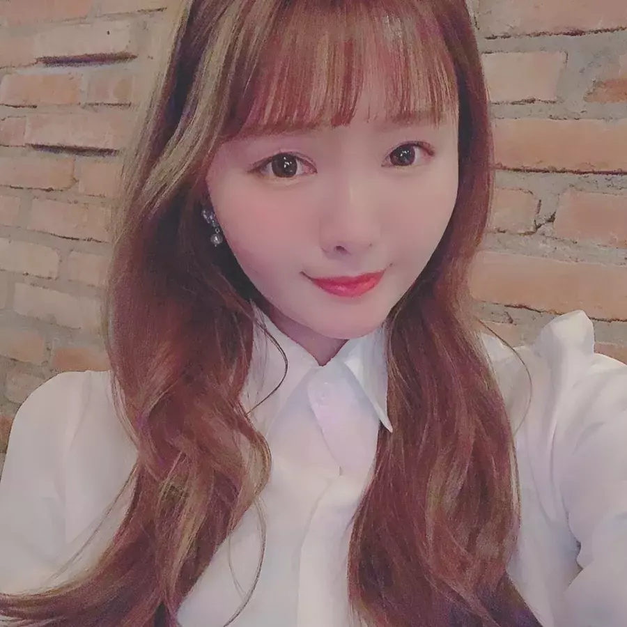 100均のカーラーだけで簡単にできる オルチャン前髪のやり方4パターン ローリエプレス 100均のカーラーだけで簡単にできる オルチャン前髪のやり方4パターン ローリエプレス