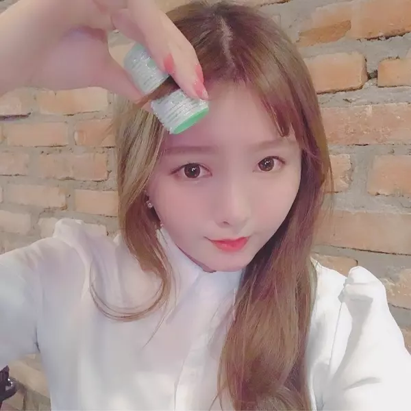 100均のカーラーだけで簡単にできる オルチャン前髪のやり方4パターン ローリエプレス