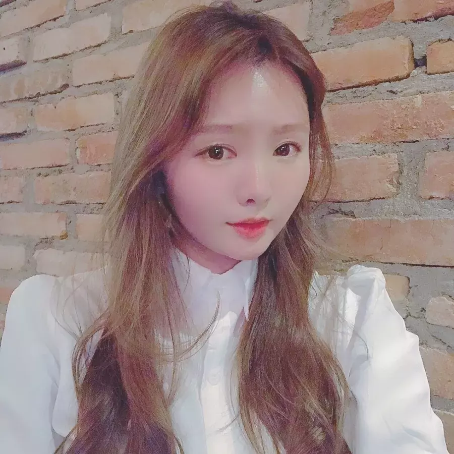 100均のカーラーだけで簡単にできる オルチャン前髪のやり方4パターン ローリエプレス