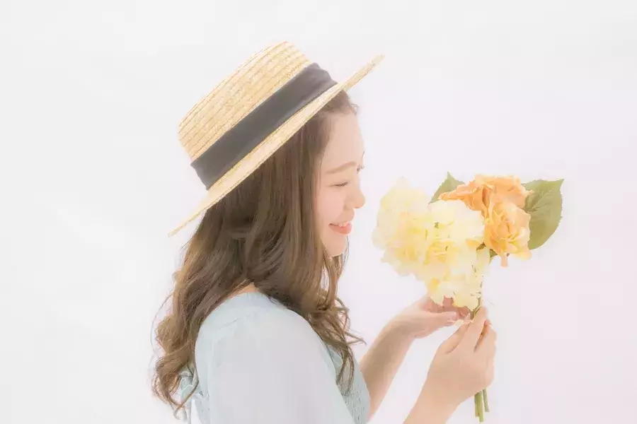 人気ヘアアレンジをロングさん向けに紹介 最高に垢抜けるヒミツ ローリエプレス