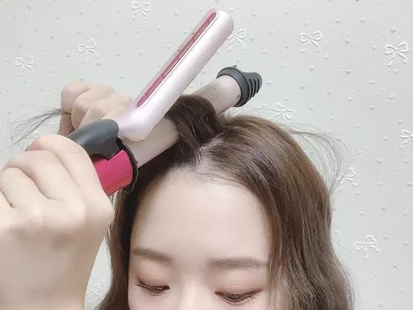 短くてもできる センター分け前髪ヘアのやり方 おしゃれ女子力がアップするセンターパートを極めよう ローリエプレス