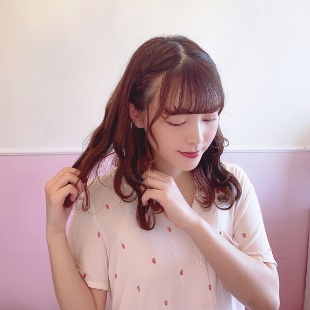 NiziUミイヒちゃんっぽヘアスタイル♡KPOPアイドル気分になれるヘアアレンジやり方の9枚目の画像
